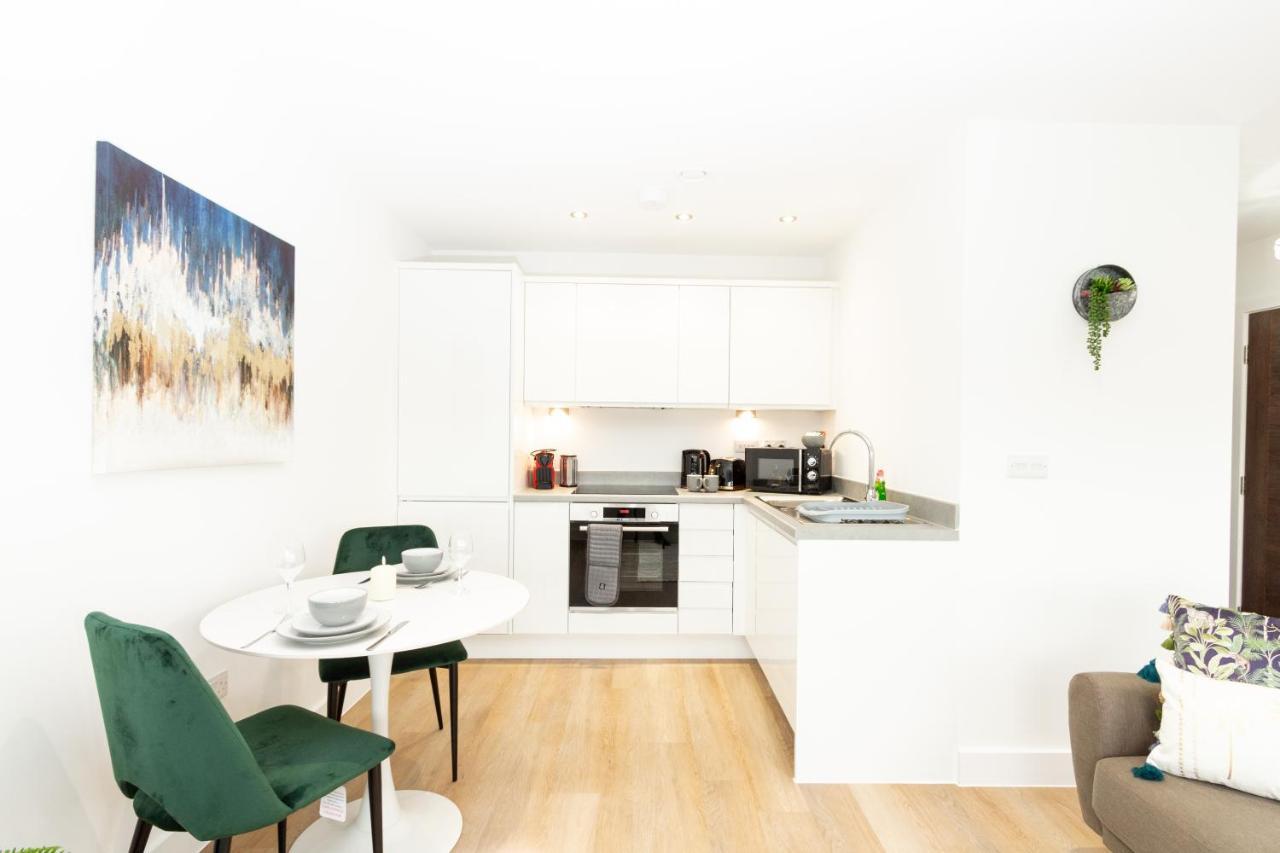 Stylish Studio Apt Overlooking Old Trafford 曼彻斯特 外观 照片